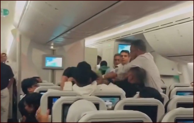 עימות פיזי וקטטה במטוס מלונדון לבנגלדש